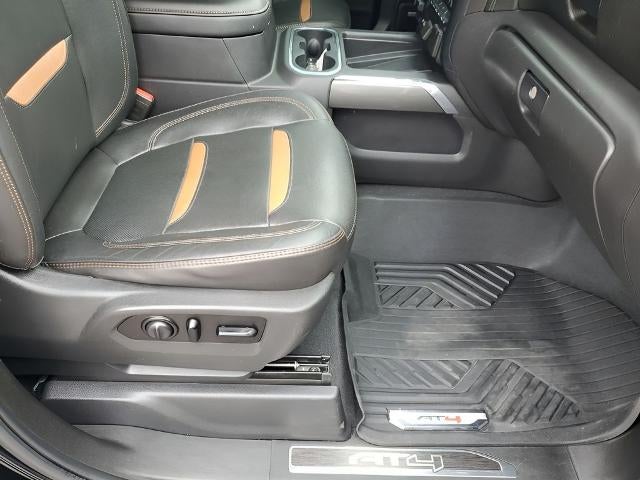 2020 GMC Sierra 1500 Crew Cab Short Box 4-Wheel Drive AT4