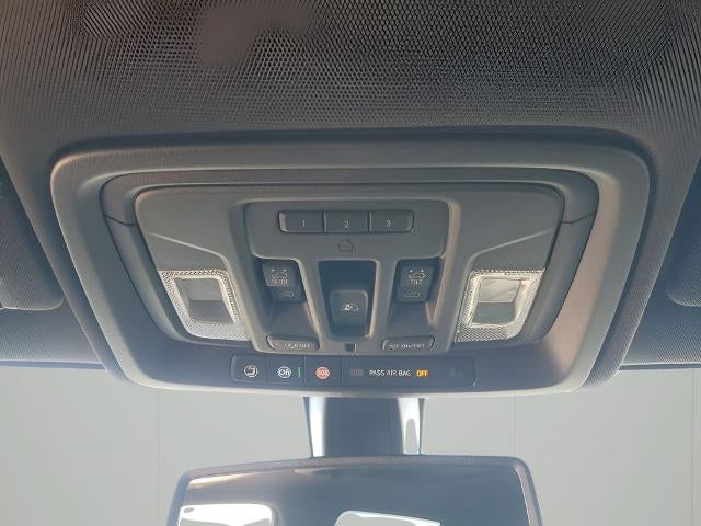 2022 GMC Sierra 1500 Limited Crew Cab Short Box 4-Wheel Drive AT4