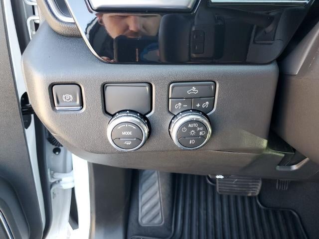 2026 GMC Sierra 1500 Crew Cab Short Box 2-Wheel Drive Elevation