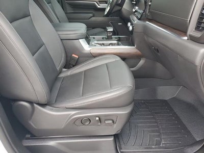 2023 GMC Sierra 1500 Crew Cab Short Box 4-Wheel Drive SLT