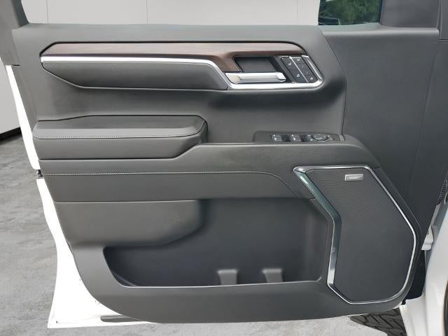 2023 GMC Sierra 1500 Crew Cab Short Box 4-Wheel Drive SLT