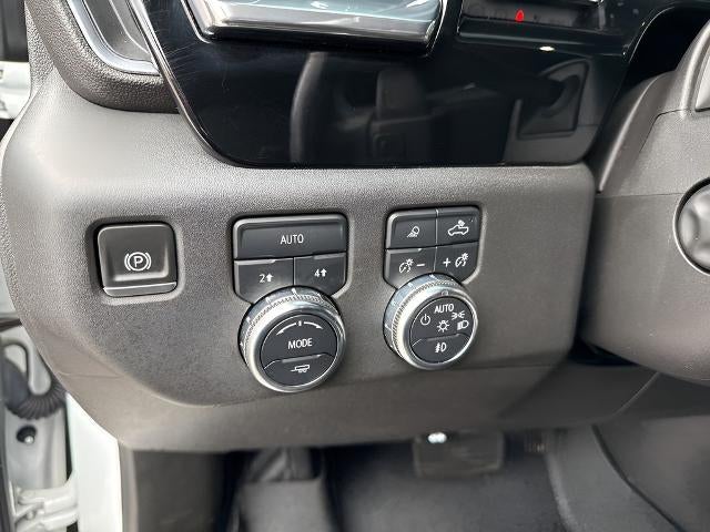 2022 GMC Sierra 1500 Crew Cab Short Box 4-Wheel Drive SLT