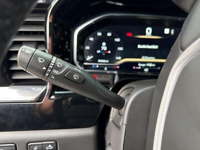 2022 GMC Sierra 1500 Crew Cab Short Box 4-Wheel Drive SLT