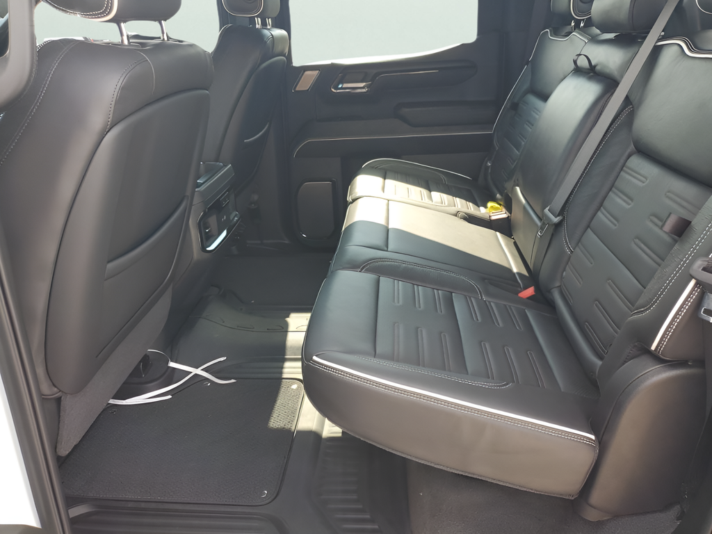 2025 GMC Sierra 1500 Crew Cab Short Box 4-Wheel Drive AT4X