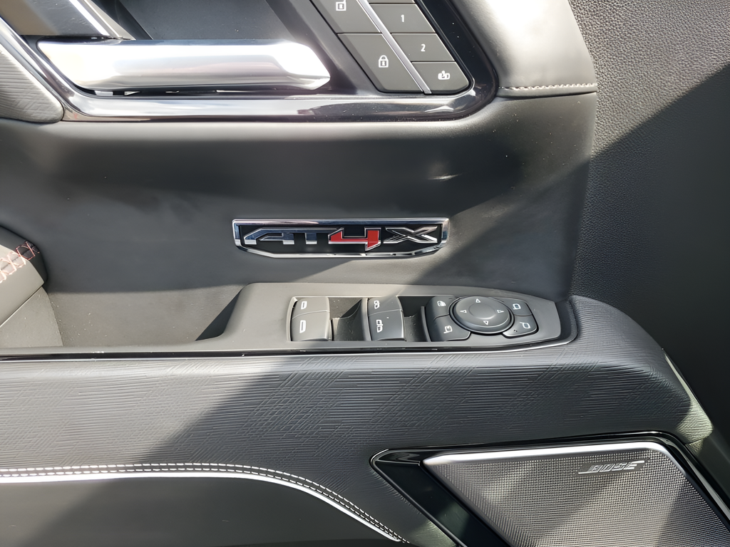 2025 GMC Sierra 1500 Crew Cab Short Box 4-Wheel Drive AT4X