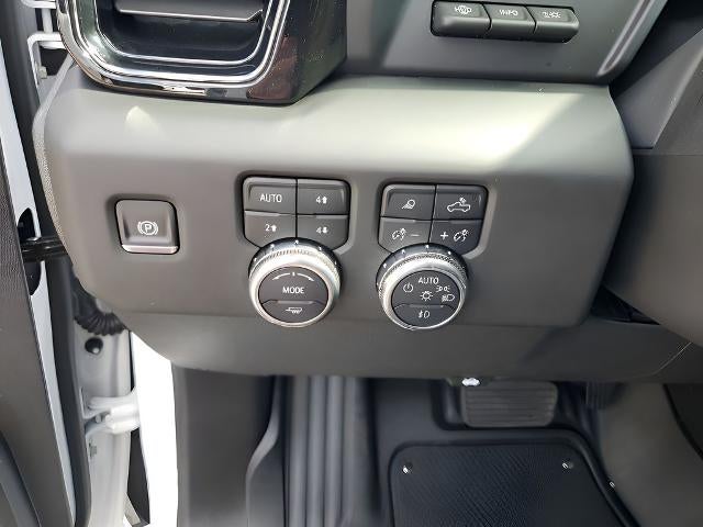 2025 GMC Sierra 1500 Crew Cab Short Box 4-Wheel Drive AT4X