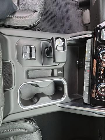 2023 GMC Sierra 1500 Crew Cab Short Box 4-Wheel Drive Denali