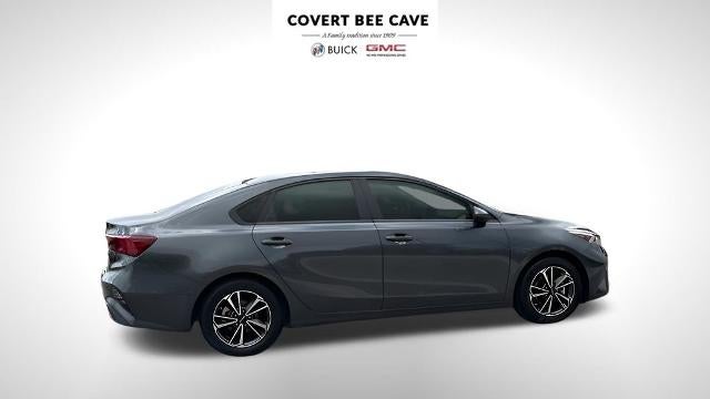 2022 Kia Forte LXS IVT