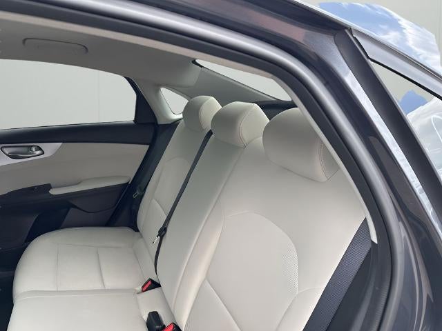 2022 Kia Forte LXS IVT