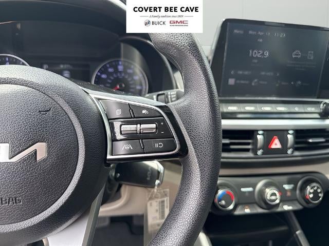 2022 Kia Forte LXS IVT