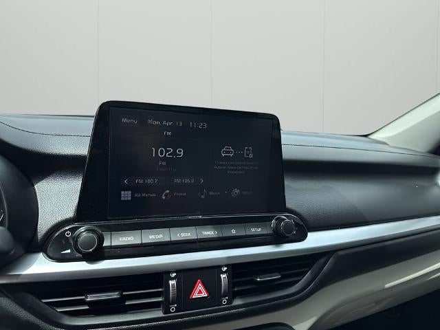 2022 Kia Forte LXS IVT