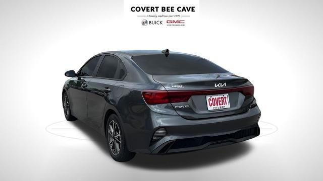 2022 Kia Forte LXS IVT