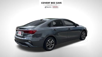 2022 Kia Forte LXS IVT