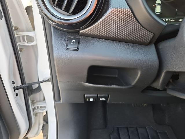 2019 Nissan Kicks SV FWD