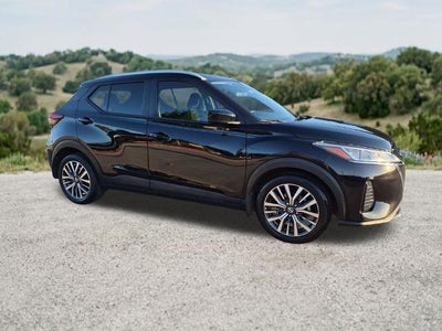 2021 Nissan Kicks SV FWD