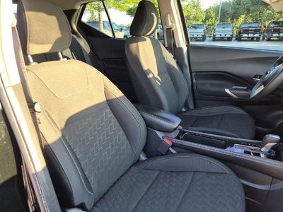 2021 Nissan Kicks SV FWD