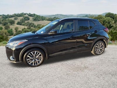 2021 Nissan Kicks SV FWD