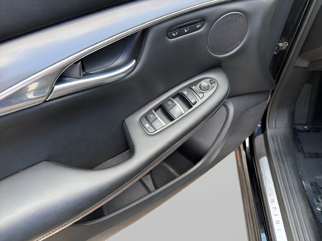 2024 INFINITI QX50 LUXE