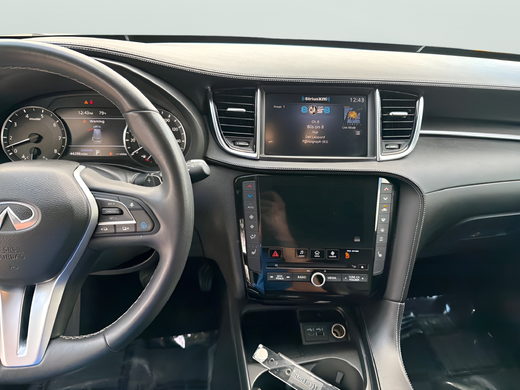 2024 INFINITI QX50 LUXE