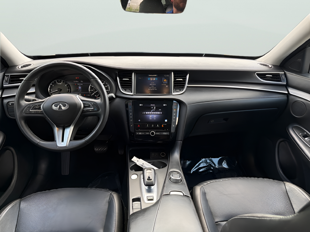 2024 INFINITI QX50 LUXE