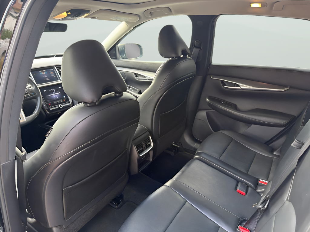 2024 INFINITI QX50 LUXE