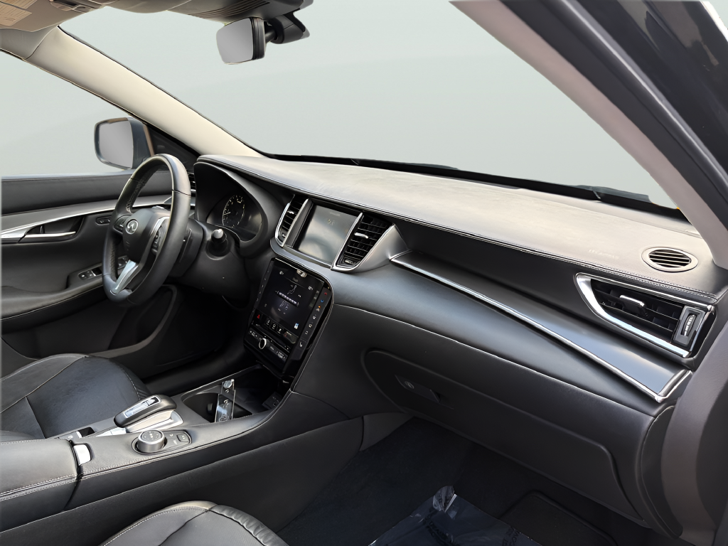 2024 INFINITI QX50 LUXE