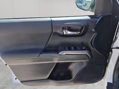 2021 Toyota Tacoma 4WD 4WD SR Double Cab 5' Bed V6 AT (GS)