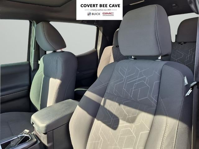 2016 Toyota Tacoma 4WD Double Cab Long Bed V6 Automatic TRD Sport (Natl)