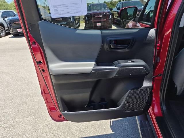 2023 Toyota Tacoma 4WD 4WD SR Double Cab 5' Bed V6 AT (GS)