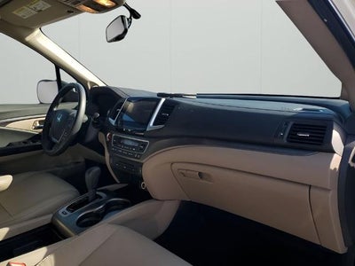 2016 Honda Pilot 2WD EX-L with DVD Rear Entertainment System