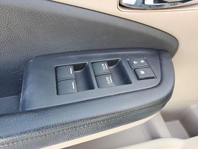 2016 Honda Pilot 2WD EX-L with DVD Rear Entertainment System