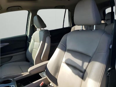 2016 Honda Pilot 2WD EX-L with DVD Rear Entertainment System