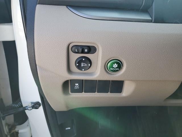 2016 Honda Pilot 2WD EX-L with DVD Rear Entertainment System