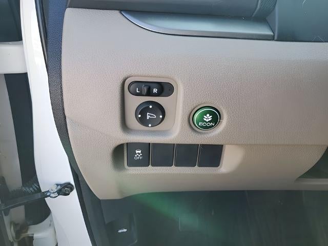 2016 Honda Pilot 2WD EX-L with DVD Rear Entertainment System