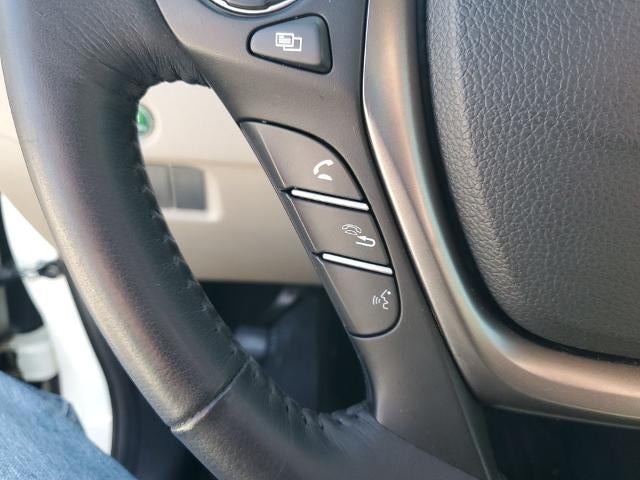 2016 Honda Pilot 2WD EX-L with DVD Rear Entertainment System