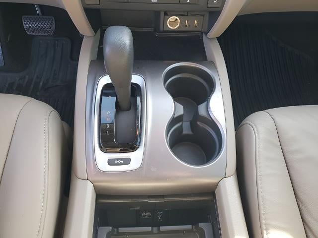 2016 Honda Pilot 2WD EX-L with DVD Rear Entertainment System