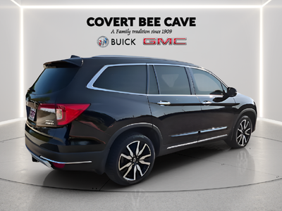2022 Honda Pilot Touring 8 Passenger