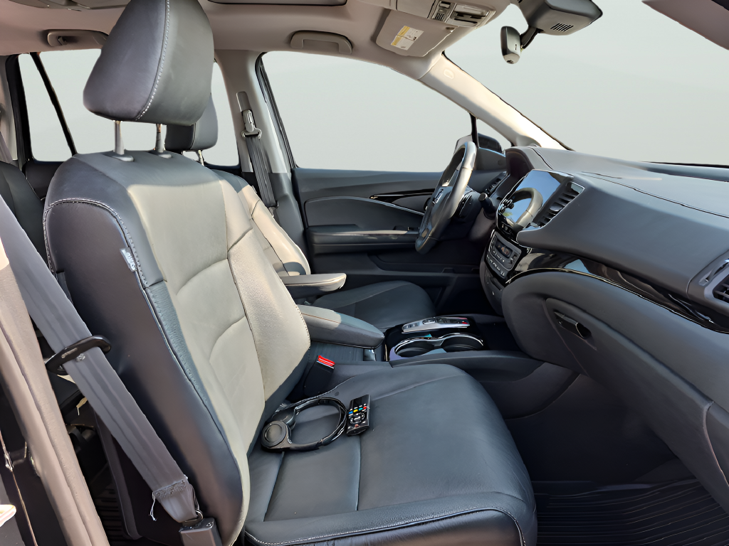 2022 Honda Pilot Touring 8 Passenger