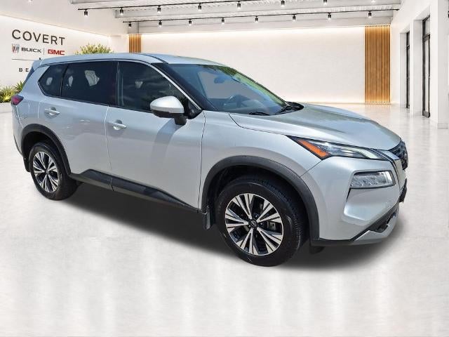 2021 Nissan Rogue FWD SV