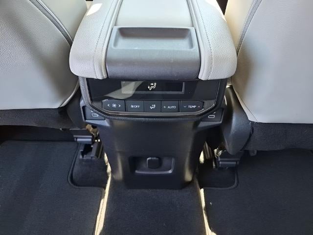 2024 Toyota Grand Highlander XLE AWD (Natl)