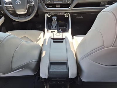 2024 Toyota Grand Highlander XLE AWD (Natl)