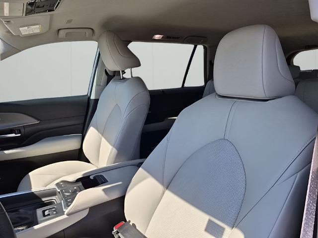 2024 Toyota Grand Highlander XLE AWD (Natl)