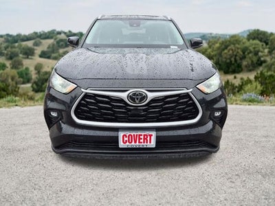 2022 Toyota Highlander XLE FWD (Natl)