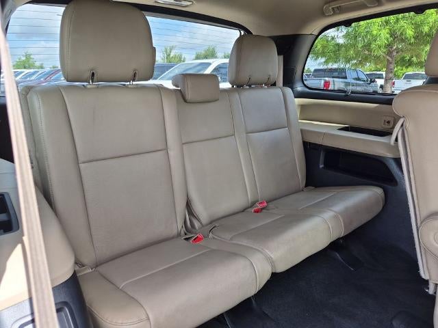 2017 Toyota Sequoia Limited 4WD FFV (GS)