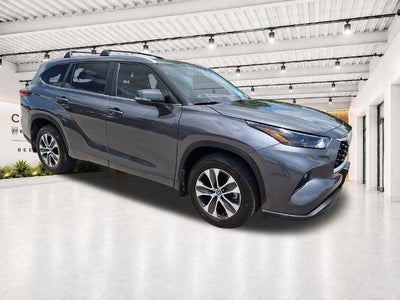 2023 Toyota Highlander XLE AWD (Natl)
