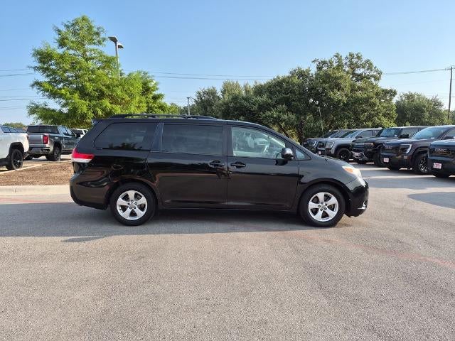 2014 Toyota Sienna 5dr 8-Pass Van V6 LE FWD (Natl)