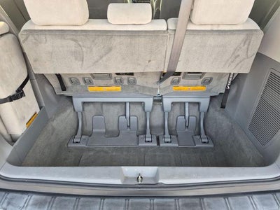 2014 Toyota Sienna 5dr 8-Pass Van V6 LE FWD (Natl)