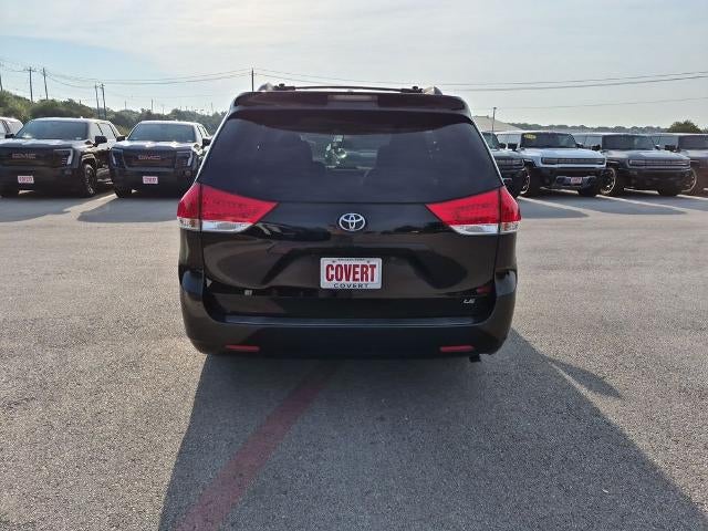2014 Toyota Sienna 5dr 8-Pass Van V6 LE FWD (Natl)