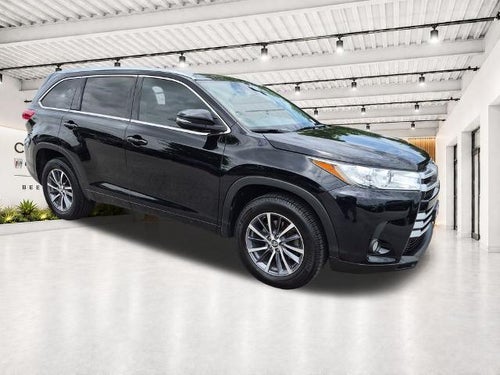 2017 Toyota Highlander XLE V6 FWD (Natl)