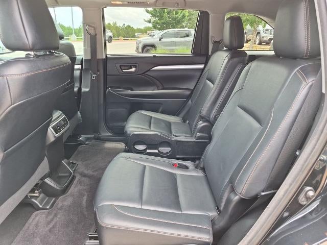 2017 Toyota Highlander XLE V6 FWD (Natl)